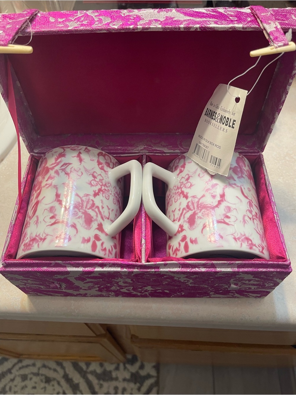 Barnes & Noble White and Pink Floral Ceramic Mug Gift Set